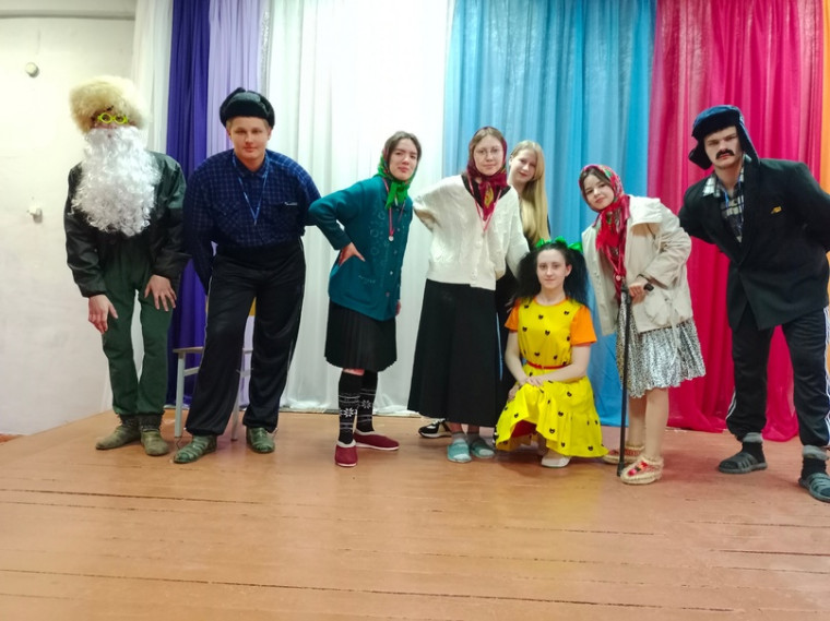 Неделя выпускника продолжается.